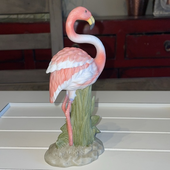 Vtg hand painted pink flamingo figurine by Lefton China  marked #06310. 1987 - Picture 5 of 8